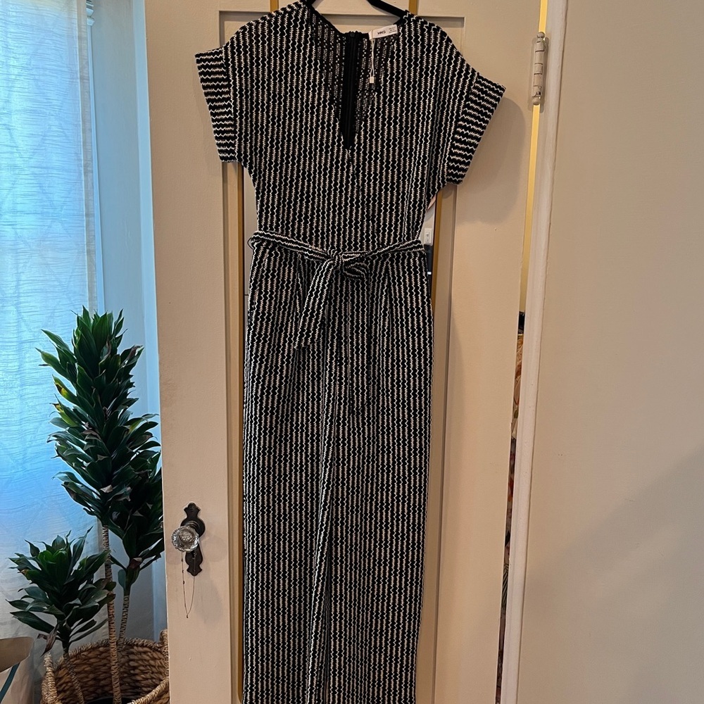 NWOT Mango Knit Jumpsuit in Abstract Zig Zag Pattern with Tie Waist
